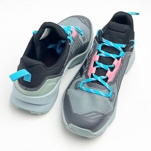 ADIDAS Dark Gray Terrex Swift R3 Gore Tex Lace Up Hiking Shoes, Size 7.5